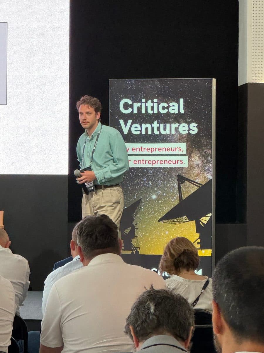 Clément Poiret presenting at the Critical Ventures ecosystem summit